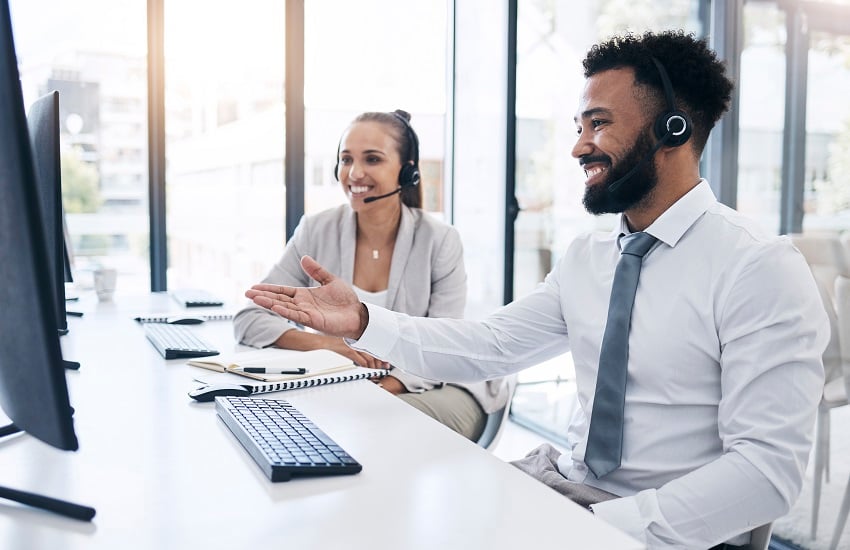 Comparing HubSpot CRM and Zoho