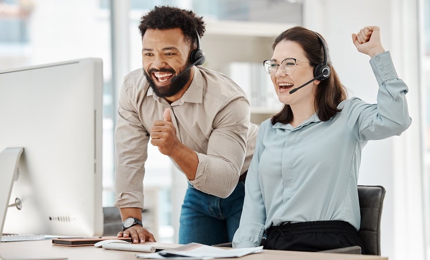crm-customer-support-success-and-internet-help-wor-2022-12-14-01-59-48-utc