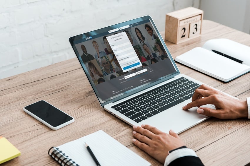 LinkedIn's 95-5 Rule: Revolutionizing B2B Marketing Strategies
